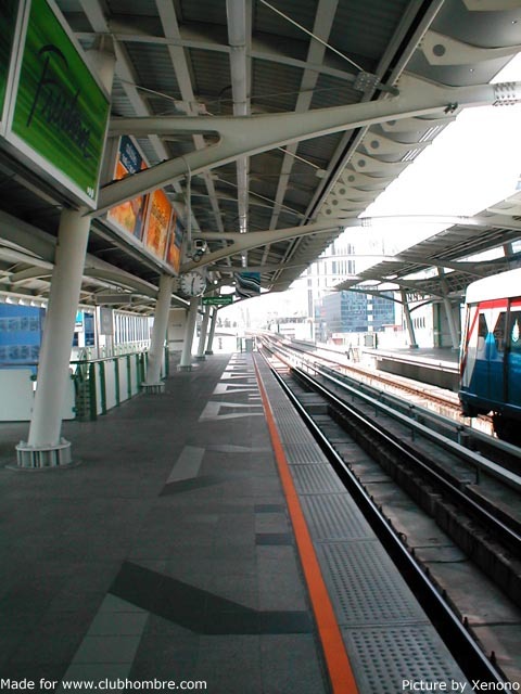 SkyTrain3