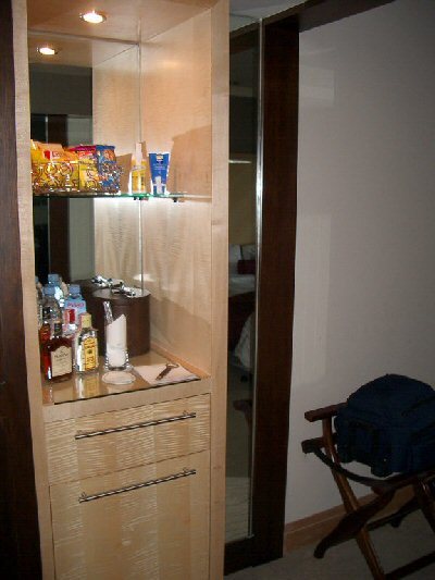Mini Bar