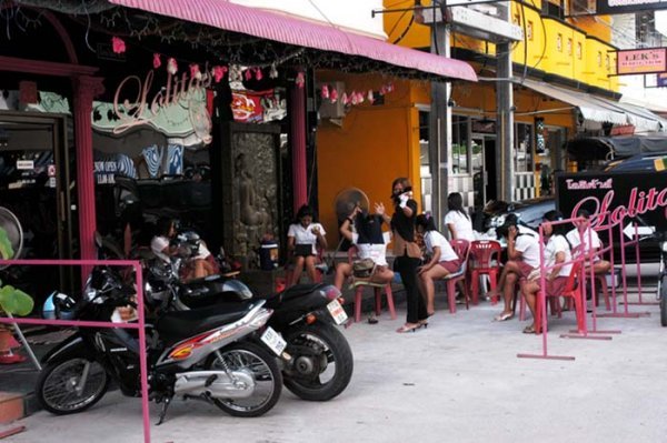 Llita's Front