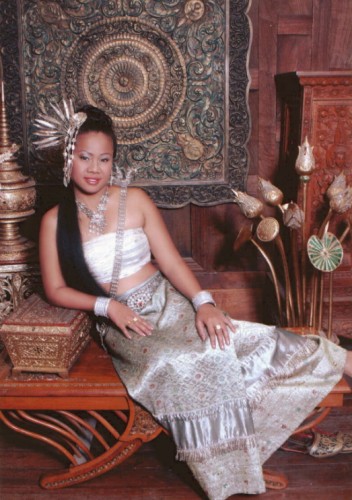 thaidress2