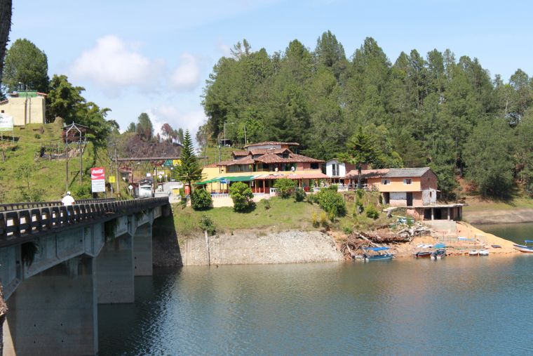 rest by hotel bridge