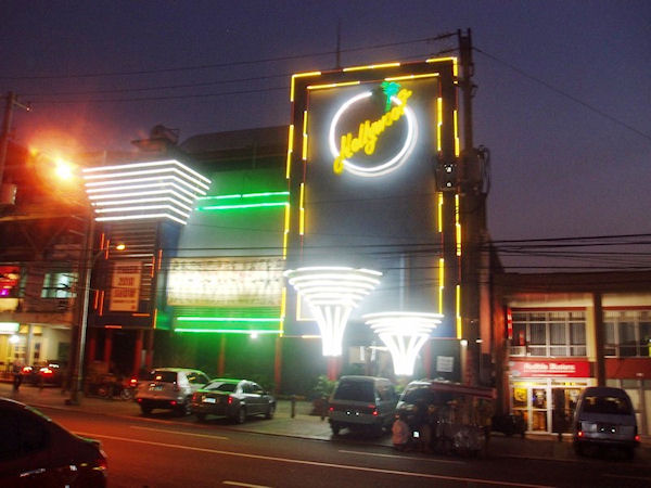Hollywood KTV