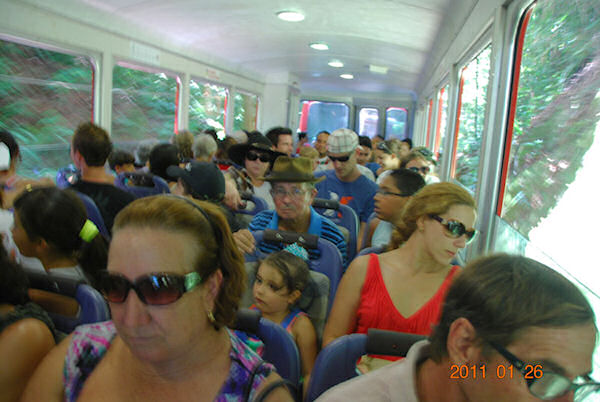 900