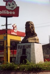 Olangapo statue