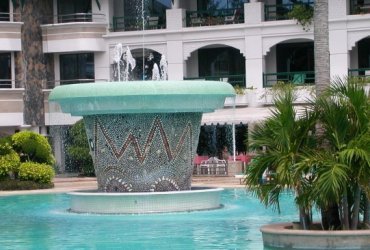 Cabanas Pool Fountian