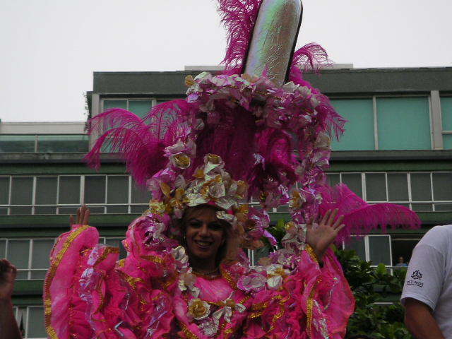 Parade2