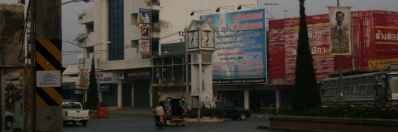 11-ChiangRaiClock.JPG