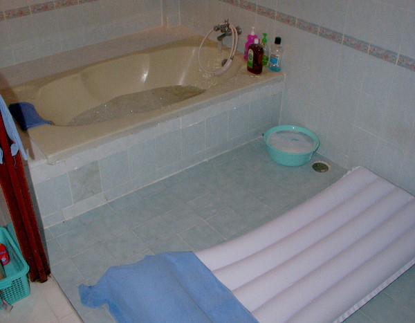 14-PattaySoapy2.JPG