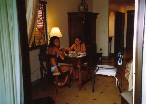 Maria & friend eating