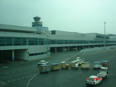 PragueAirport1