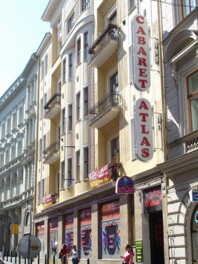 Cabaret1