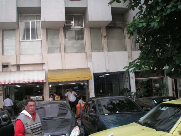 Apt Entrance
