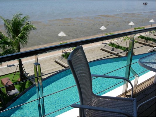 View condopool