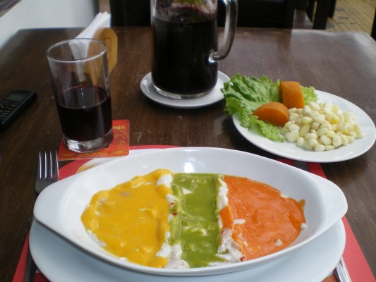 CEBICHE BAR TIRADITO