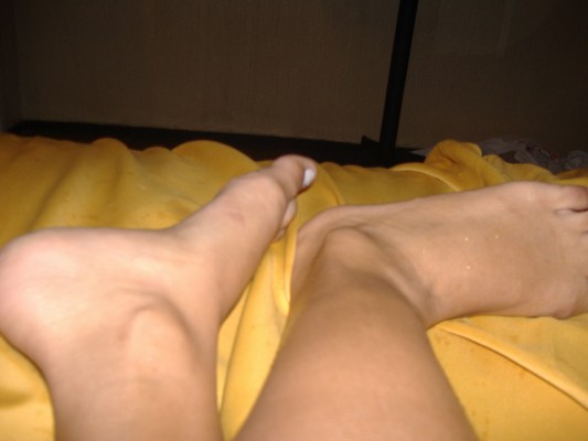 feet