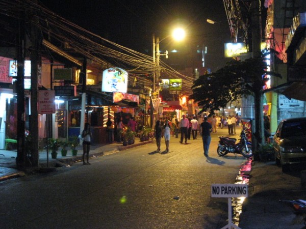 Angeles at Night1