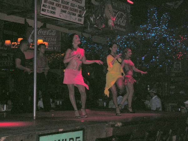 Mango Dancers1