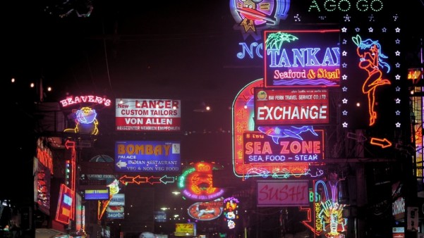 WalkingStreet2
