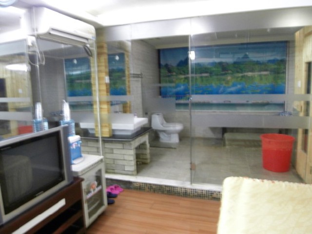 Sauna/AMP Room