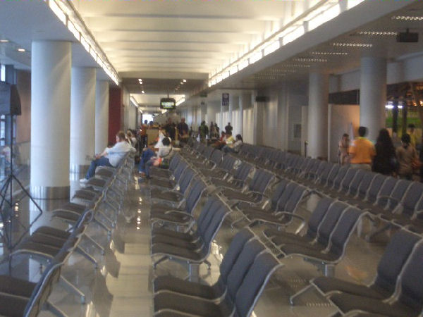 -manila airport2-