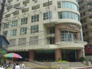 Oxford Suites