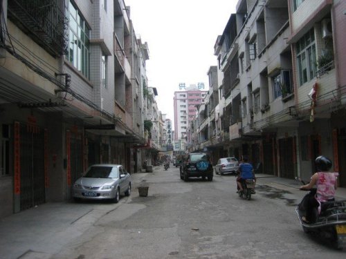 near Yalan, sidestreet with BBS 1